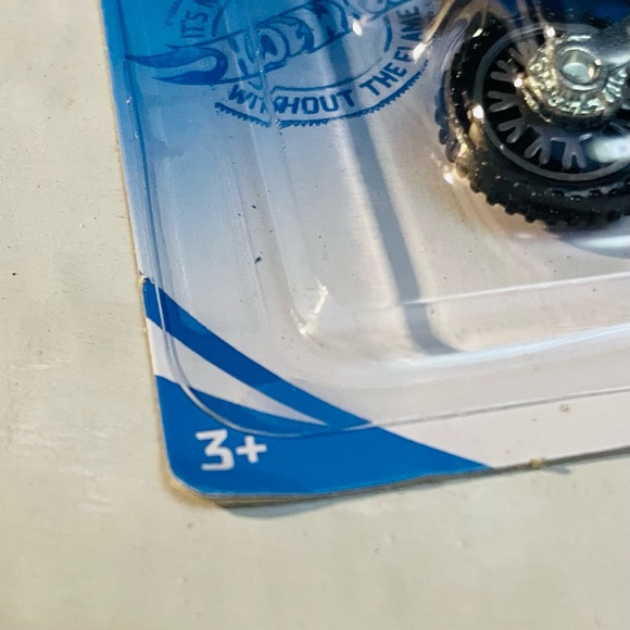 Hot Wheels Motorcycles HW450F Racer & Ducati Scrambler Baja Blazer NIB - Picture 8 of 9